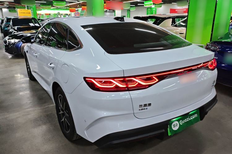 Used BYD Qin L 2025 DM-i Smart Drive 120KM Leading Model