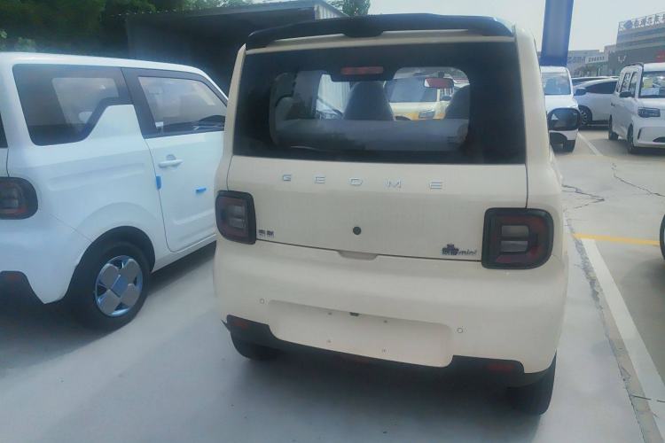 Used  Panda 2025 210 km – Yuanqi Bear
