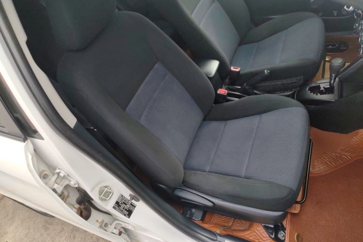 Used Toyota YARiS L 2017 1.5E CVT Dynamic Edition