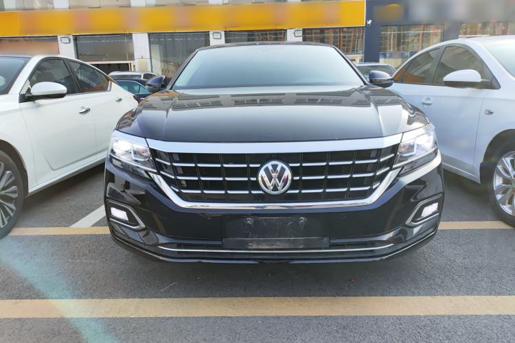 Used Volkswagen Passat 2019 330TSI Elite Edition China VI
