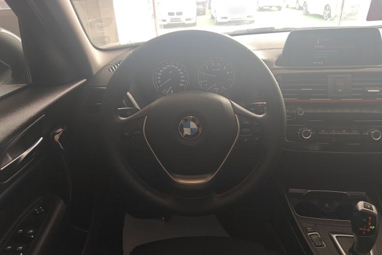 Used BMW 1 Series 2018 118i Sport Design Package
