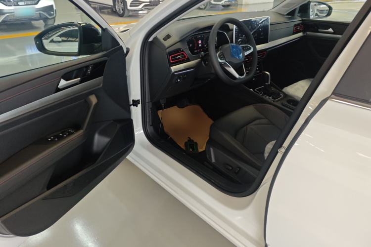 Used Volkswagen Lavida 2024 300TSI DSG Starry Sky Leading Edition
