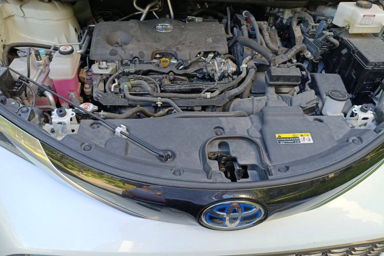 Used Toyota Granvia 2023 2.5L Hybrid Luxury Edition