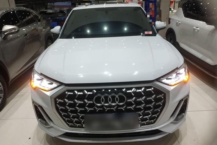 Used Audi Q3 2024 35 TFSI Fashion Dynamic Edition
