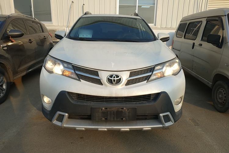 Used Toyota RAV4 2015 2.0L CVT Four-Wheel Drive New Edition
