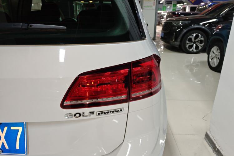 Used Volkswagen Golf Sportsvan 2018 1.6L Automatic Comfort Model
