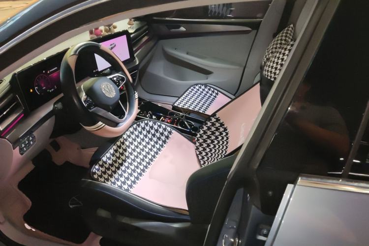 Used Volkswagen Lamando 2022 Lavida L 280TSI DSG Cool & Spicy Edition
