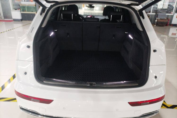 Used Audi Q5L 2020 Updated 40 TFSI Prestige Fashion Edition
