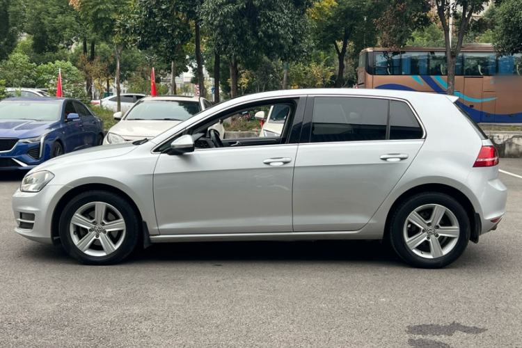 Used Volkswagen Golf 2014 1.4TSI Automatic Comfort Model
