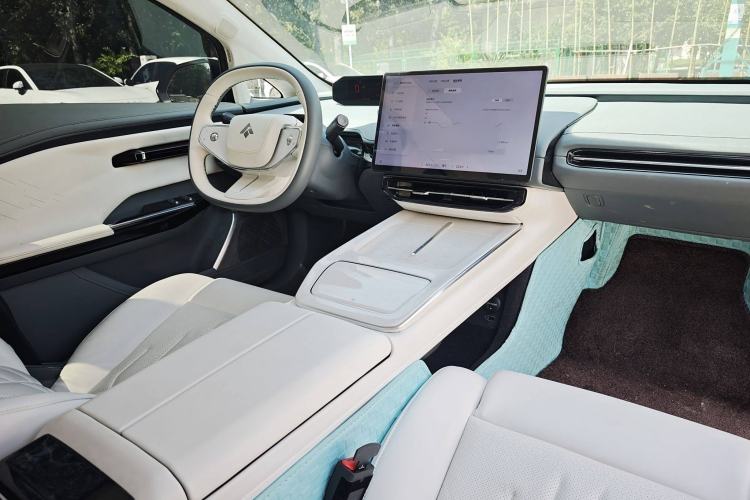 Used  GT 2023 710 Rear-Drive Ultra-Charging Version
