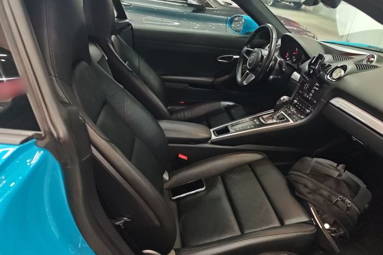 Used Porsche 718 2016 Cayman 2.0T
