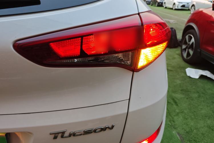 Used Hyundai Tucson 2015 1.6T Dual-Clutch Two-Wheel-Drive Smart Model
