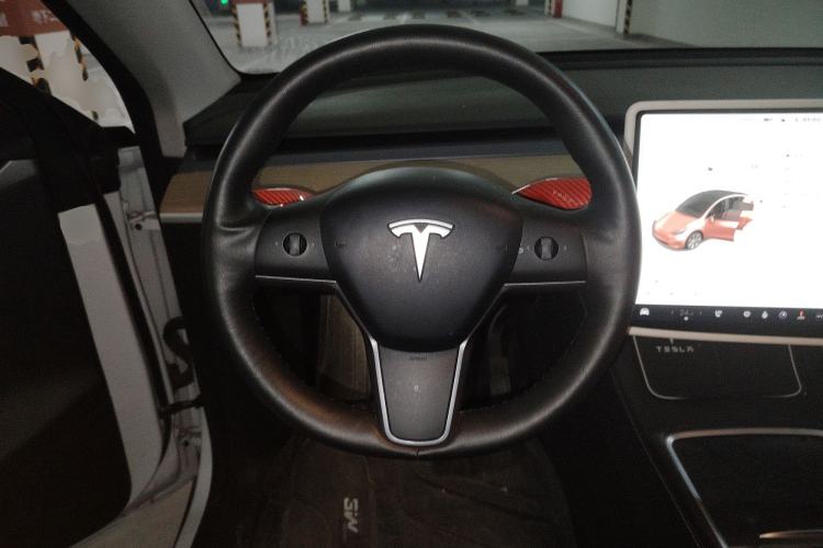 Used Tesla Model Y 2021 Long-Range All-Wheel-Drive Version