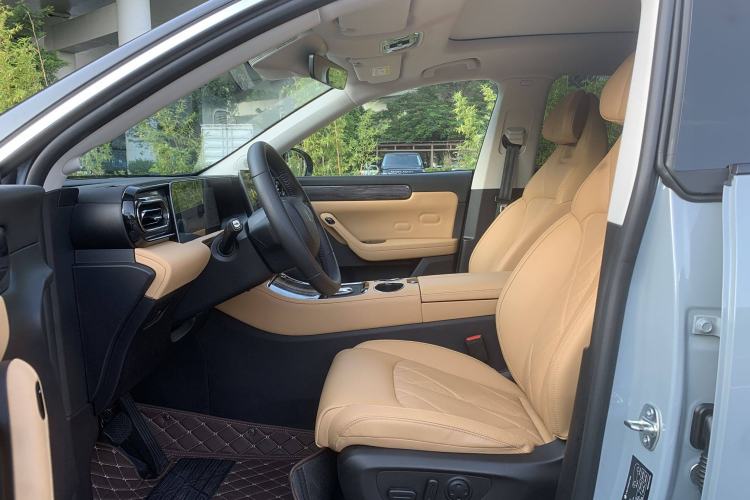 Used Leapmotor C11 2024 Range-Extended 300 Luxury Edition
