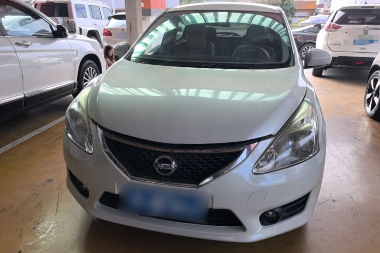 Used Nissan Tiida 2011 1.6L CVT Smart Version
