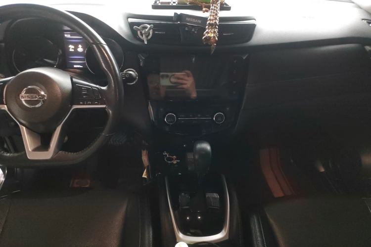 Used Nissan X-Trail 2019 2.0L CVT Smart Connect Comfort Edition 2WD
