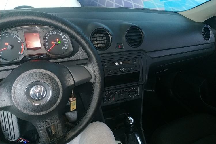 Used Volkswagen Jetta 2015 1.6L Automatic Fashion Model
