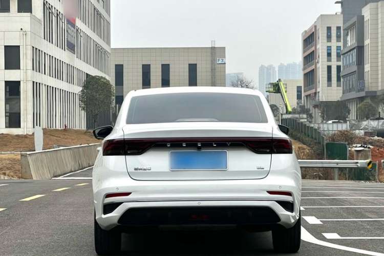 Used Geely Auto Emgrand 2023 4th Generation Champion Edition 1.5L CVT Flagship Model