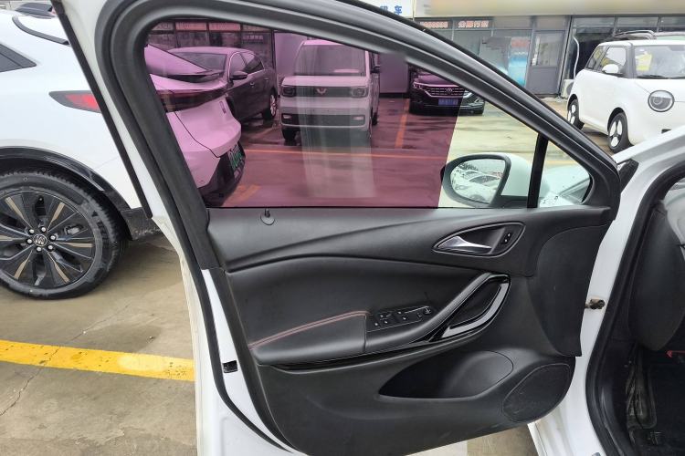 Used Buick Verano 2016 Hatchback GS 20T Dual-Clutch Passionate Sporty Model
