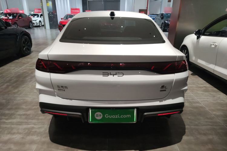 Used BYD Qin L 2025 DM-i Smart Drive 80KM Leading Model