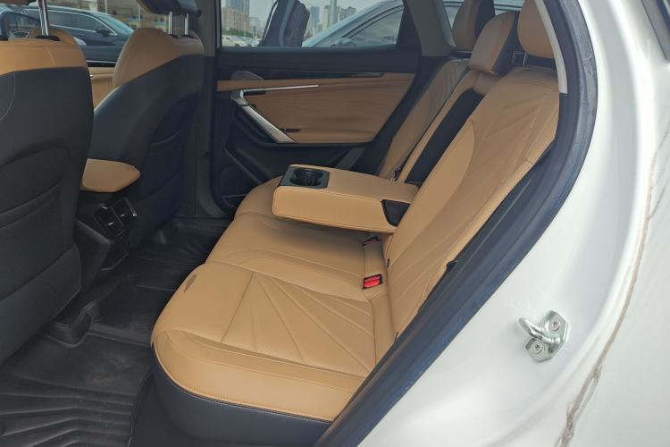 Used Geely Auto FX11 2023 2.0TD DCT Prestige Edition
