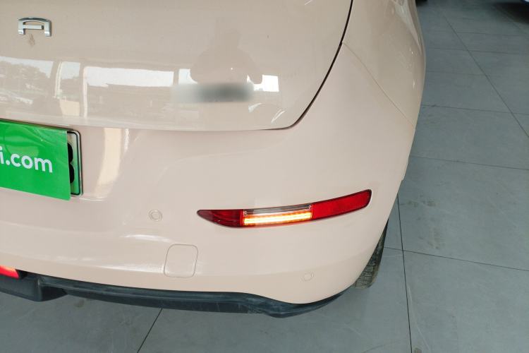 Used ORA Good Cat 2023 401 km Standard Range Luxury Version Lithium Iron Phosphate
