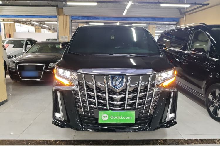 Used Toyota Alphard 2021 Dual-Motor 2.5L Premium Edition
