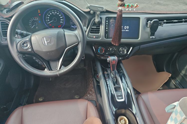 Used Honda Vezel 2020 1.5L CVT Pioneer Edition
