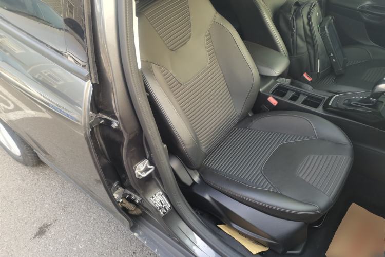 Used Ford Focus 2015 Sedan 1.6L Automatic Trend Model