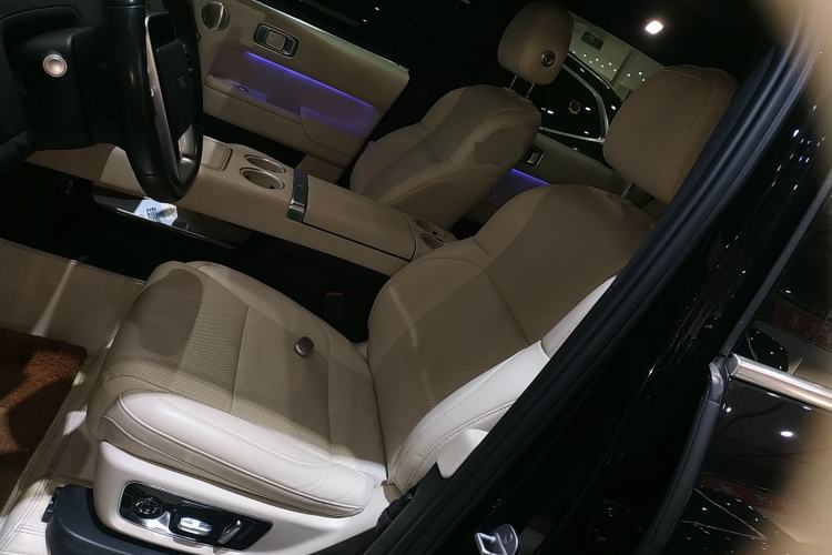 Used Li Auto L8 2023 Pro Model
