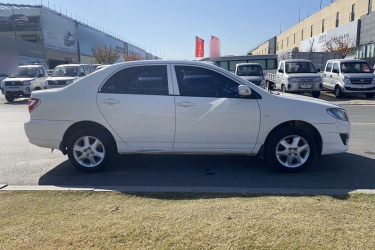 Used Toyota Corolla 2013 1.6L Manual Luxury Edition
