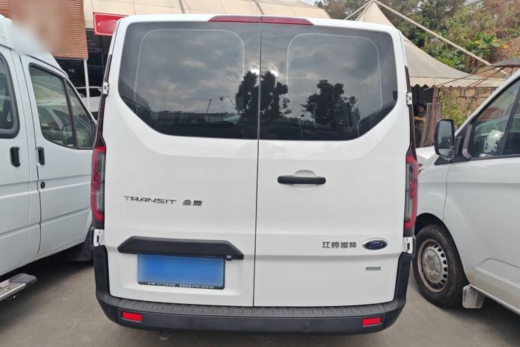 Used Ford Transit 2023 2.0T Gasoline Manual Multifunction Commercial Vehicle Short Wheelbase Low Roof 5/6 Seats
