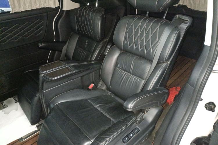 Used Honda Elysion 2019 2.0L Hybrid Luxury Edition