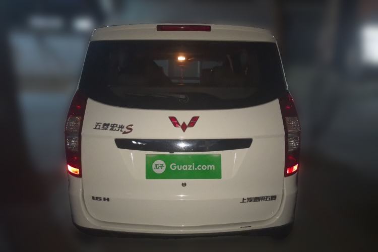 Used Wuling Hongguang 2014 1.5L S Luxury Model
