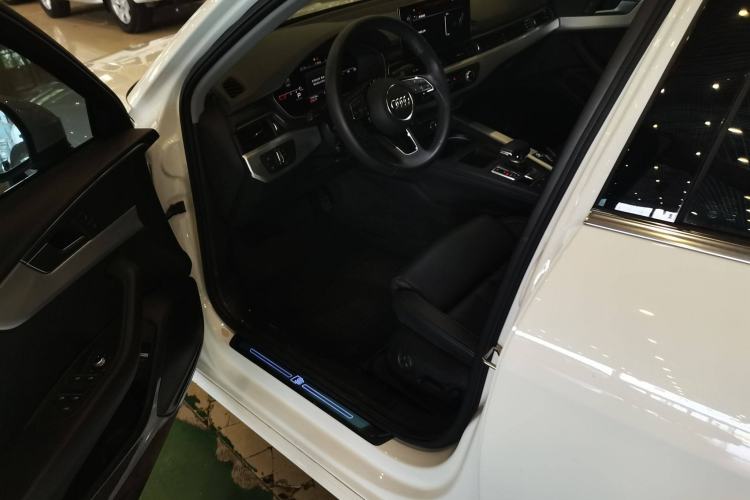 Used Audi A4L 2020 40 TFSI Fashion Dynamic Model
