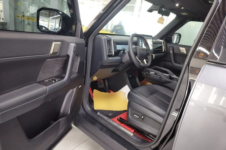 Used iCAR 03T 2024 501km Four-wheel Drive Long-Range Version
