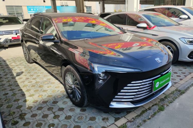 Used Buick LaCrosse 2025 28T Platinum Edition