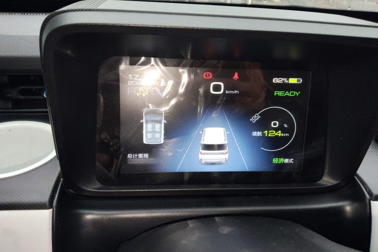 Used Wuling Hongguang MINIEV 2022 GAMEBOY 200km Gaming Edition with Lithium Iron Phosphate
