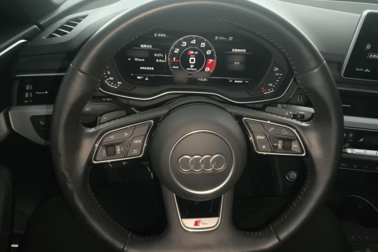 Used Audi A4L 2019 45 TFSI quattro Sport model China V standard
