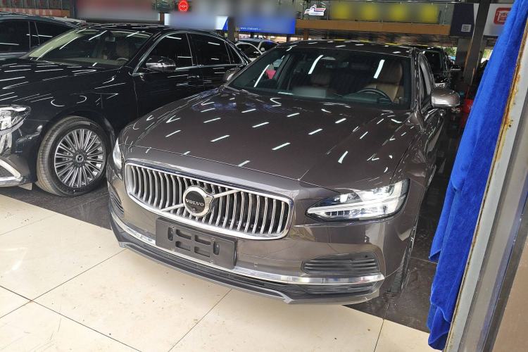 Used Volvo S90 New Energy 2022 Restyled T8 E-Drive Hybrid Zhiyi Luxury Edition
