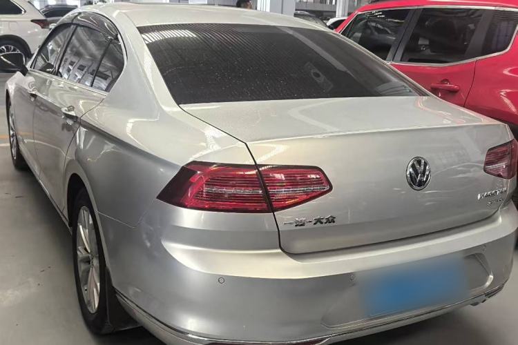 Used Volkswagen Magotan 2018 Facelift 330TSI DSG Luxury Model
