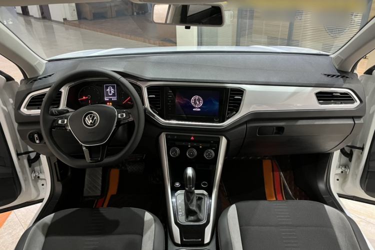 Used Volkswagen T-ROC 2022 280TSI DSG Two-Wheel Drive Elite PLUS
