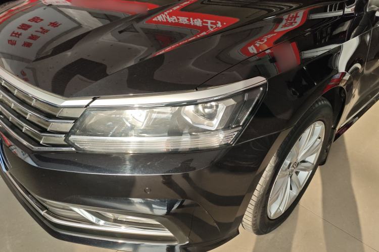 Used Volkswagen Passat 2017 330TSI DSG Luxury Edition
