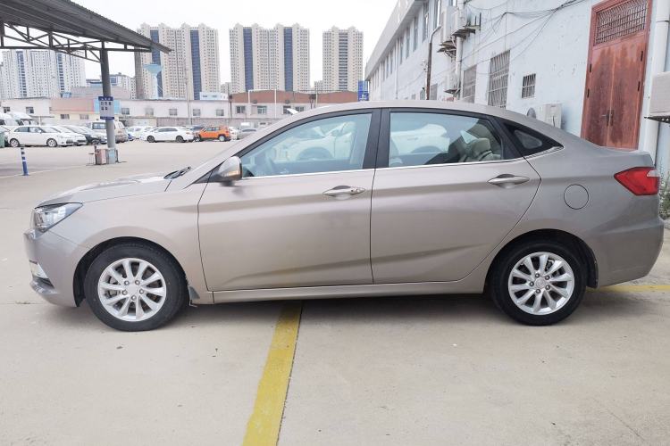 Used Changan Alsvin V7 2015 1.6L Automatic Enjoyment Model China IV Standard
