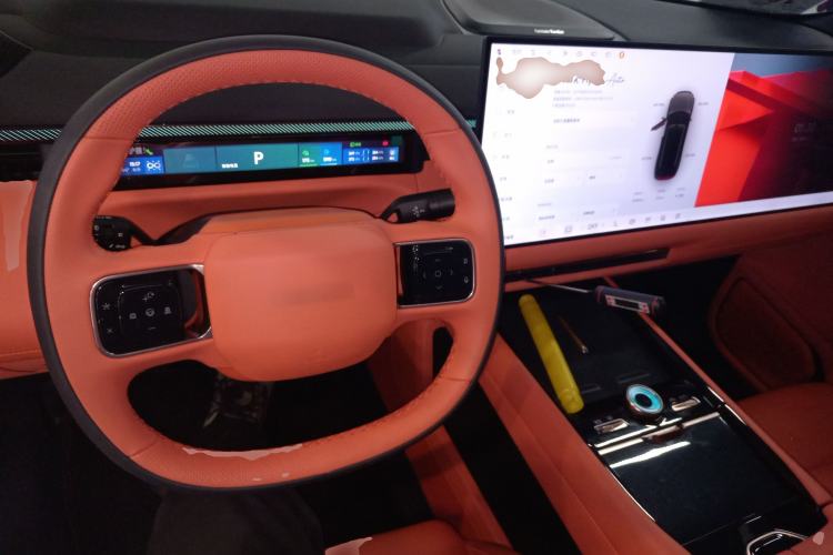 Used Lynk & Co 900 2025 1.5T Ultra
