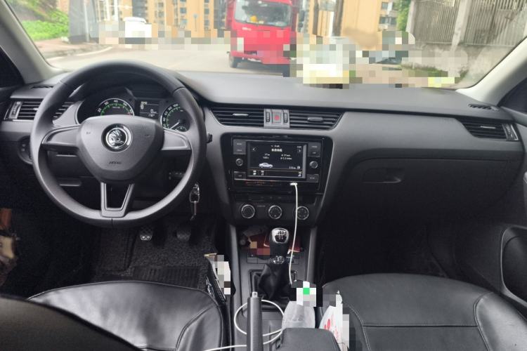 Used Skoda Octavia 2018 1.6L Manual Standard Edition
