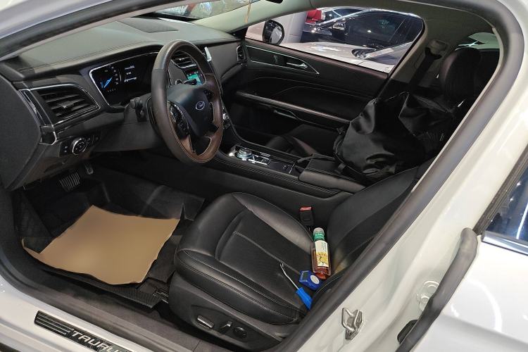 Used Ford Taurus 2017 EcoBoost 245 Fashion Edition
