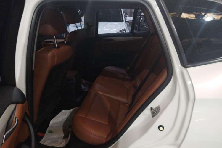 Used BMW X1 2013 sDrive18i Fashion Model