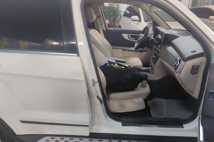 Used Mercedes-Benz GLK-Class 2015 GLK 260 4MATIC Dynamic Edition Ultimate Version
