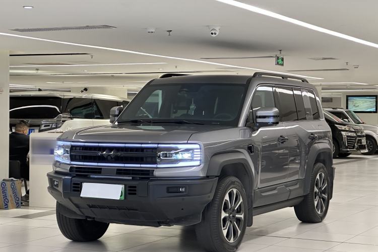 Used Formula Leopard Leopard 5 2023 Navigator Edition